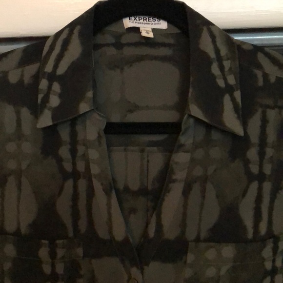 Button down shirt - Picture 5 of 5